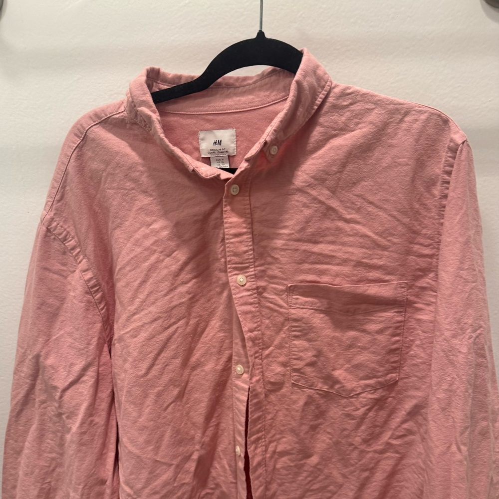 H&M Men's Casual Pink Button-Down Shirt